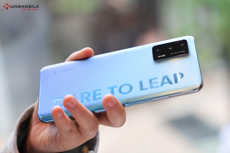 realme q3 pro  xách  tay  giá  rẻ  5