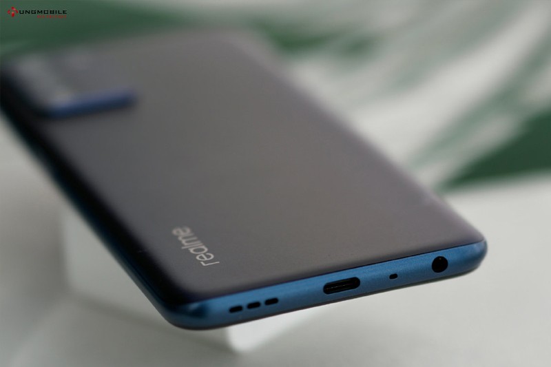 die-n-thoa-i-realme-q3s-gia-re-1e