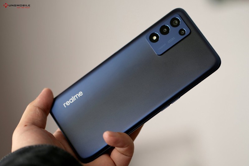 die-n-thoa-i-realme-q3s-gia-re-1q