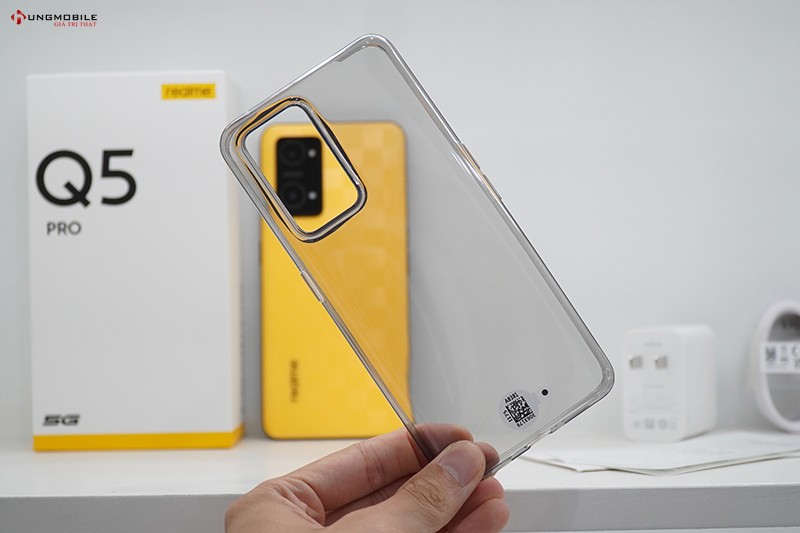 dt-realme-q5-pro-gia-re-1