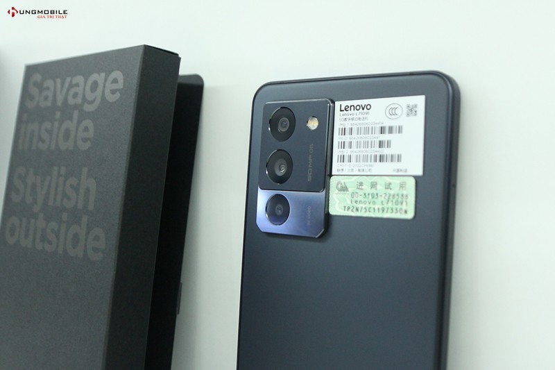lenovo-legion-y70-gia-re-2