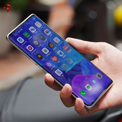 realme-master-explorer-hungmobile-3