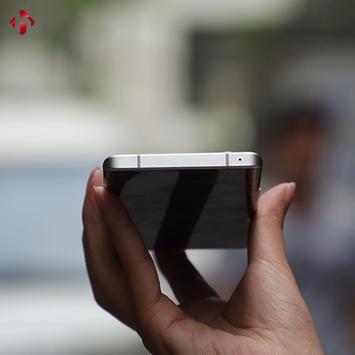 realme-master-explorer-hungmobile-8