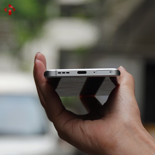 realme-master-explorer-hungmobile-9