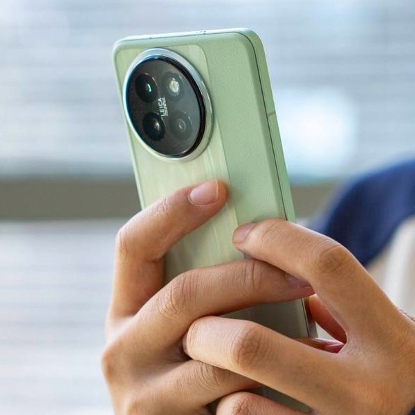 xiaomi-civi-4-pro-5g-gia-re-3