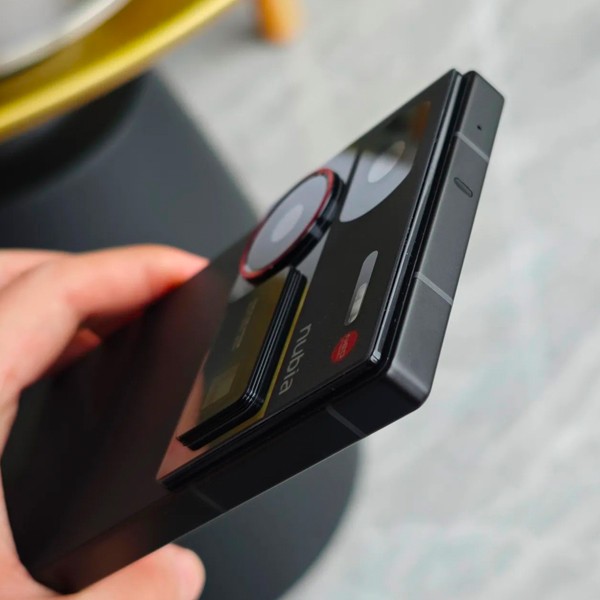 nubia-z60-ultra-5g-gia-re-3