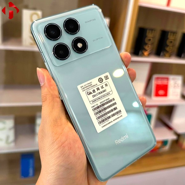 redmi-k70-gia-re-4