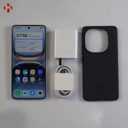 vivo-iqoo-13-hungmobile-1