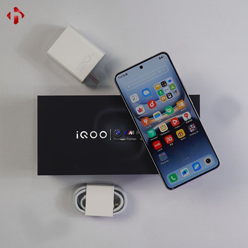 vivo-iqoo-13-hungmobile-16