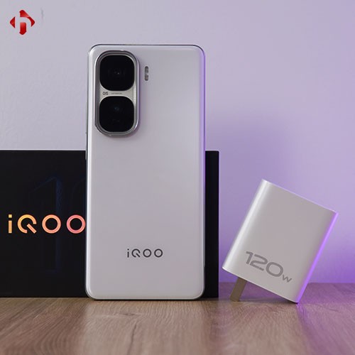 vivo-iqoo-neo10-hungmobile-1