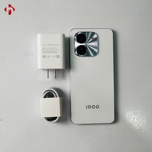 vivo-z9x-hungmobile-10
