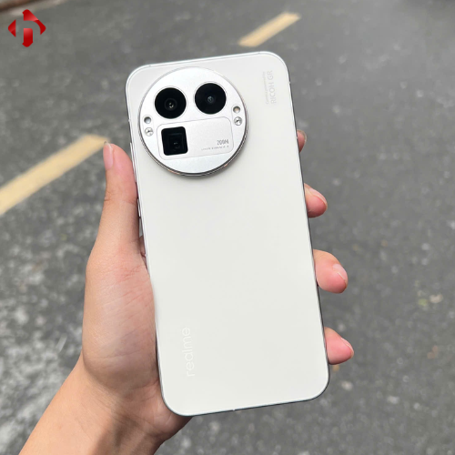 realme-gt8-pro-5g-4