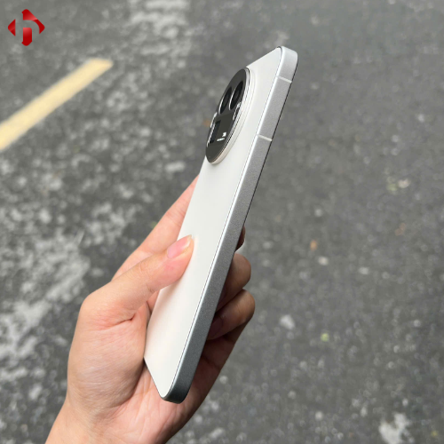 realme-gt8-pro-5g-7