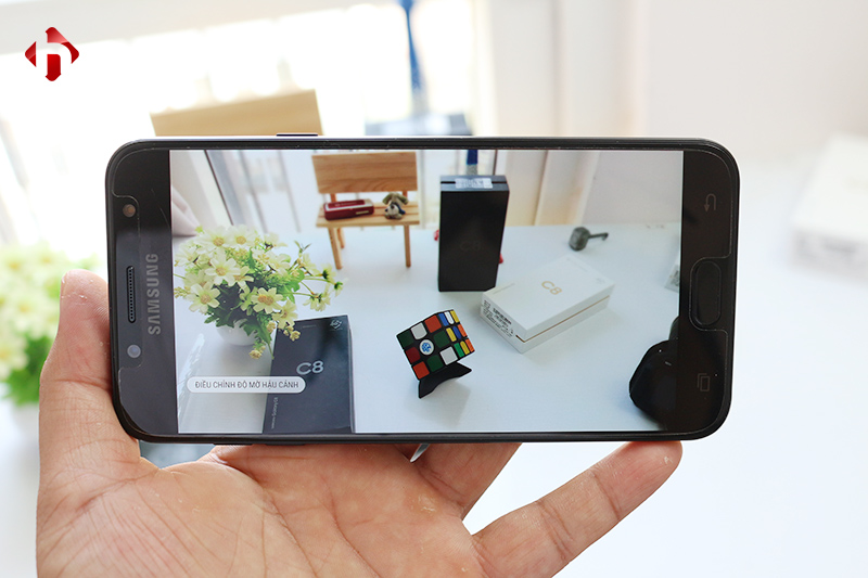 Hình ảnh xóa phông trên Galaxy C8