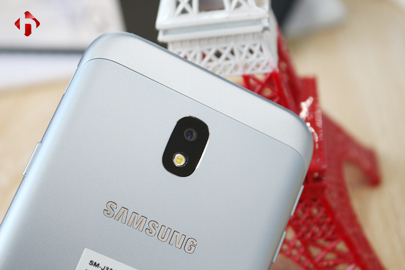 Camera trên Galaxy J3 Pro2017