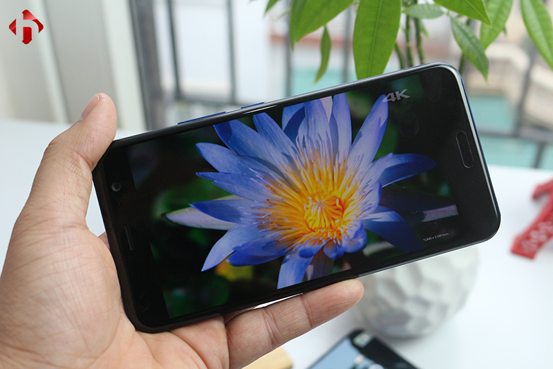 Màn 2K trên HTC U11