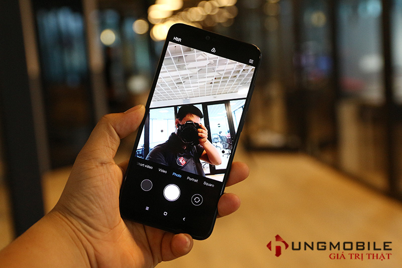 Cụm camera trên Mi 8 Pro hàng đầu thế giới