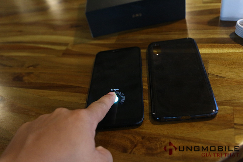 Cảm biến vân tay nhúng màn