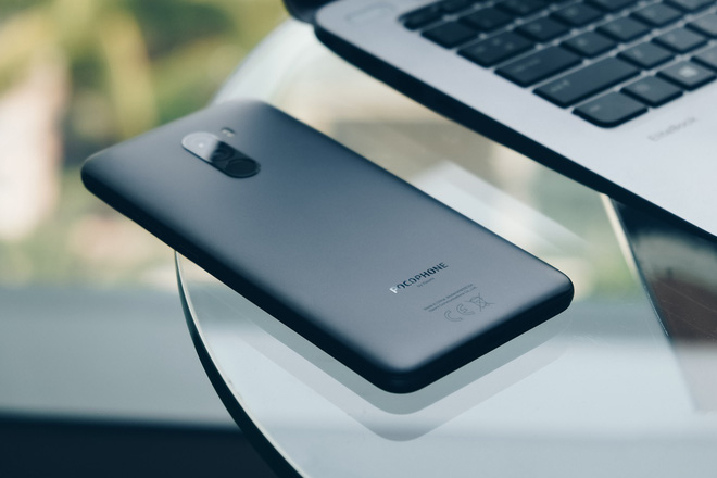 Camera trên Pocophone f1