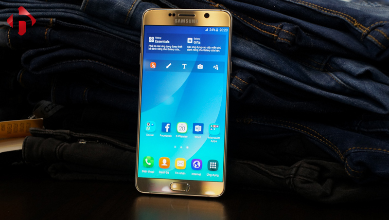 Màn hình hiển thị sắc nét trên Galaxy Note 5