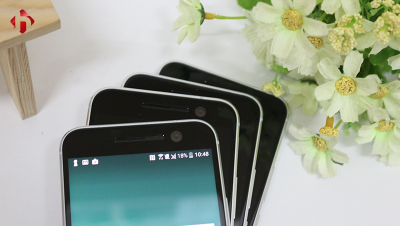 Camera trước của HTC 10